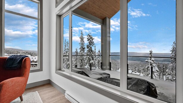 Interior - Western Star Chalet- Ski-in/out & Amazing Mtn View (Big White)