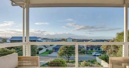 Morrison at Middleton
Surf, Sun, Sand and explore the best of the Fleurieu 🌊