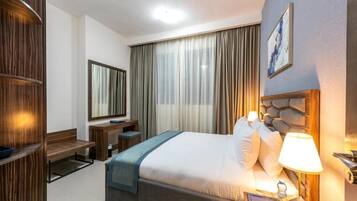 Iron/ironing board, free WiFi, bed sheets, wheelchair access