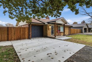 Exterior - Peaceful, cozy home with firepit  (Wichita)