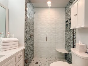 Shower, hair dryer, towels - Updated 3BR Beach House • 3 Blocks to Ocean • Fenced Yard • Grill (North Myrtle Beach)