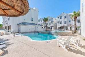 Pool - Rooftop Ocean View + Pool + Golf Cart (Port Aransas)