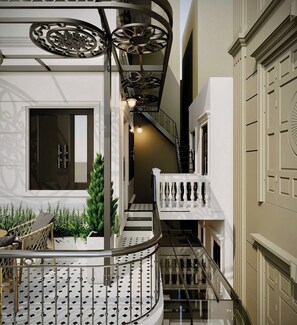 Property grounds - The white villa - perfect for Families & Friends (Hà Nội)