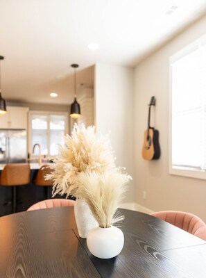 Dining - East Nashville Bachelorette | Private Stage | 4BR Sleeps 10 (Nashville)