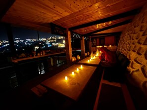 Outdoor dining - Deluxe Room (Dehradun)