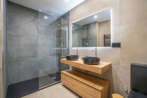 Hair dryer - Luxury house for rent – ​​Experience a unique holiday on the Costa Brava (Empuriabrava)