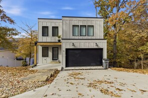 Exterior - New Lakefront Home with Private Dock, Game Room & Firepit at 9MM (Lake Ozark)