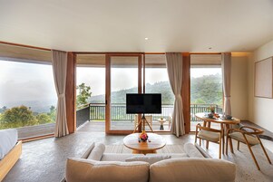 One Bedroom Luxury Panoramic Cabin | Living area | Smart TV