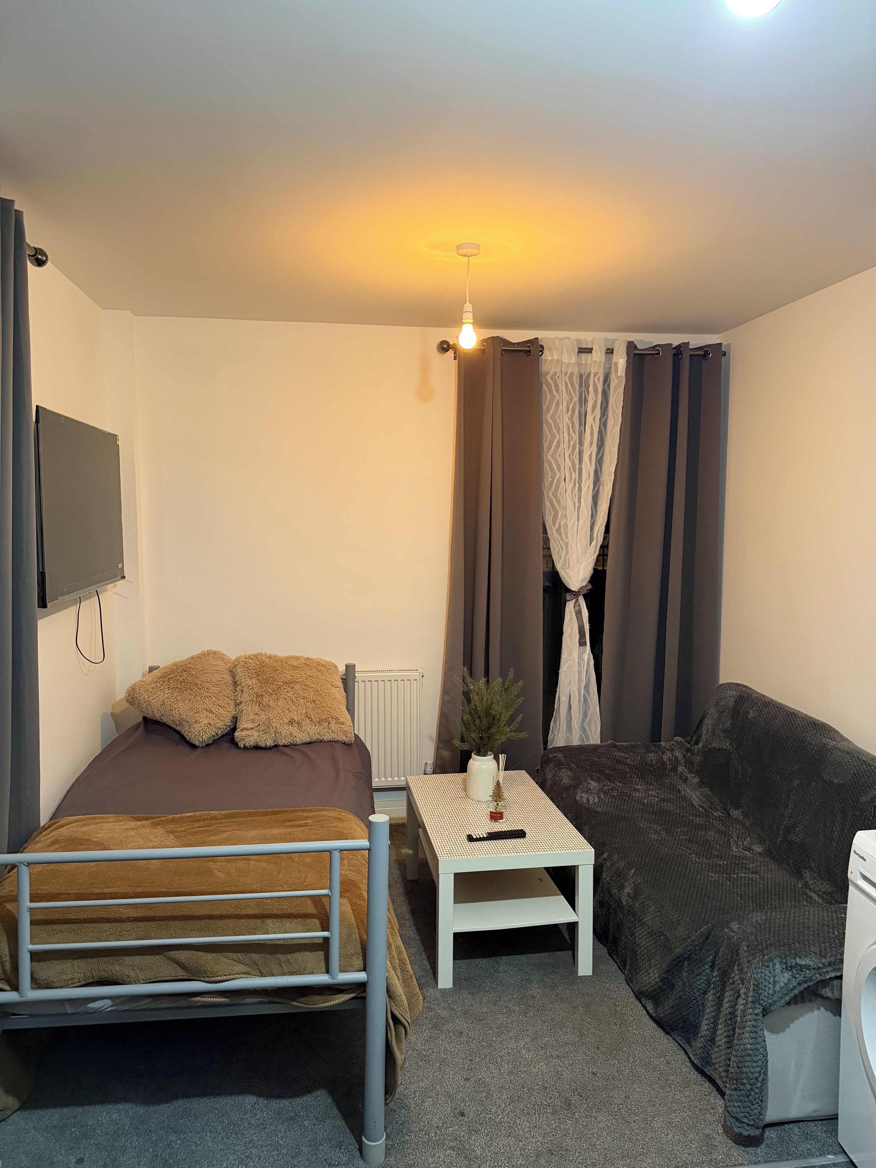 1 bedroom, iron/ironing board, WiFi