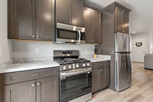 NEW HOME~Central~Grand Canyon~Bearizona~Route 66 Unit A