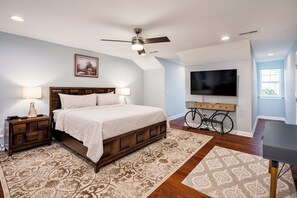 Room - Luxury Shoal Harbor Retreat – Walk to Beach + Pool (Rehoboth Beach)