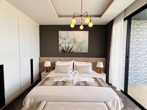 Luxury Villa, Pool View | Desk, laptop workspace, blackout drapes, soundproofing - Tierra Utopia (Mai Khao)