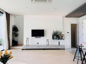 Luxury Villa, Pool View | Desk, laptop workspace, blackout drapes, soundproofing - Tierra Utopia (Mai Khao)