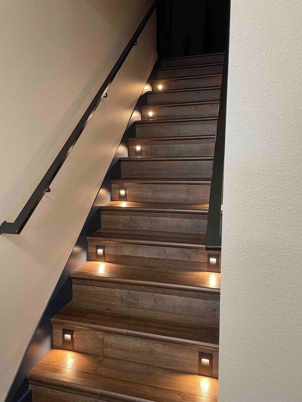 Interior - Werner Room 204, Hyland Hotel (Palmer)