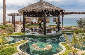 Bar (on property) - Spectacular ocean view, penthouse condo at Grand Solmar at Land’s End (Cabo San Lucas)