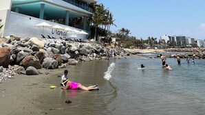 A modern hotel with a multi-story structure, a pool area, and a beachside location. - Spacious 3-brdm apartment near charming beach towns: security, bay access & gym (Bucerías)