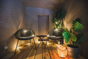 Căn hộ Deluxe | Phòng tắm | Dép đi trong nhà 