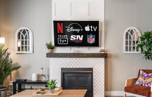 Interior - Family-Friendly Jungle Themed Getaway with Games, Deck, and King Bed (Edmonton)