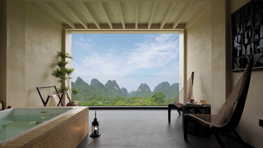 PastForward Deer Luxury Hidden Retreat at Yulong River