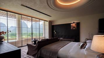 Luxury-Suite, Hügelblick | Hochwertige Bettwaren, Betten mit Memory-Foam-Matratzen