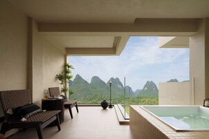 Habitación clásica doble, vistas a la colina | Vistas desde la habitación
