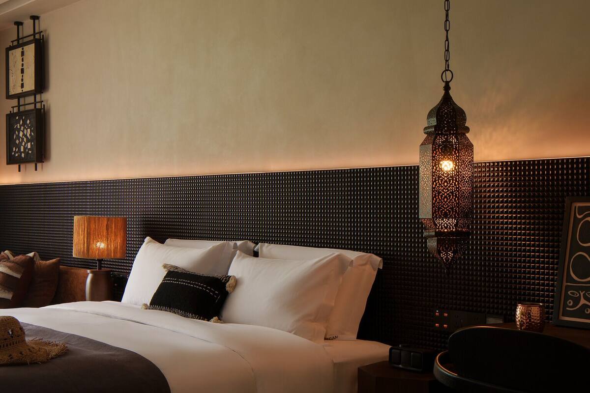 Articles gratuits dans le mini-bar, bureau, rideaux occultants