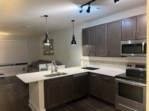 Cozy 1-bedroom Luxury condo in charming Charlotte