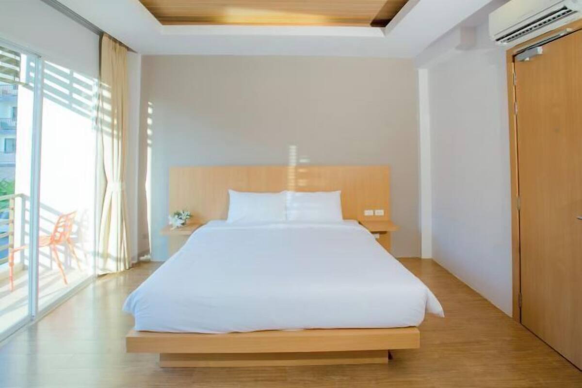 Brankas dan Wi-Fi gratis