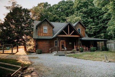 Relax at Cozy Bear Cabin • Peaceful Stay & Fun for All Ages in the Perfect Spot!