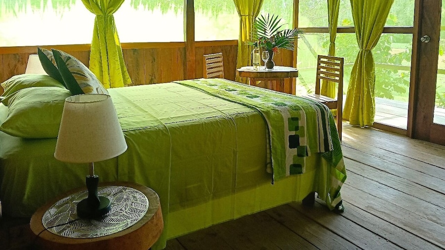 Amazon Jungle Expeditions Lodge