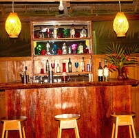 Bar (en la propiedad)