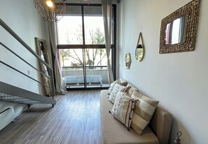 Maisonette, Balkon, Stadtblick