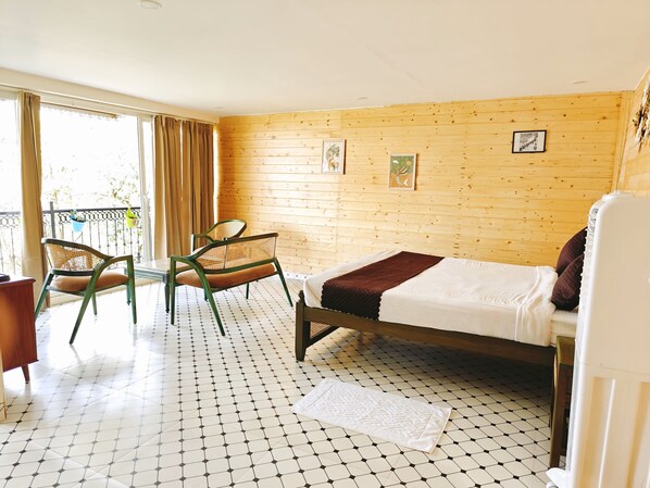 Family Villa, Balcony, Mountain View | Desk, laptop workspace, free WiFi