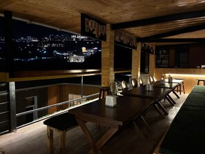 Restaurant - Pax & Opis Luxury Villa (Mussoorie)