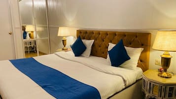 Deluxe Room, Balcony, Mountain View