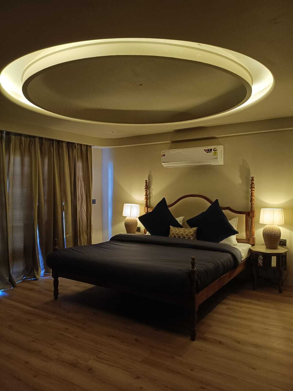 Premium Villa, 6 Bedrooms, Balcony, Mountain View | Premium bedding, memory foam beds, in-room safe, laptop workspace