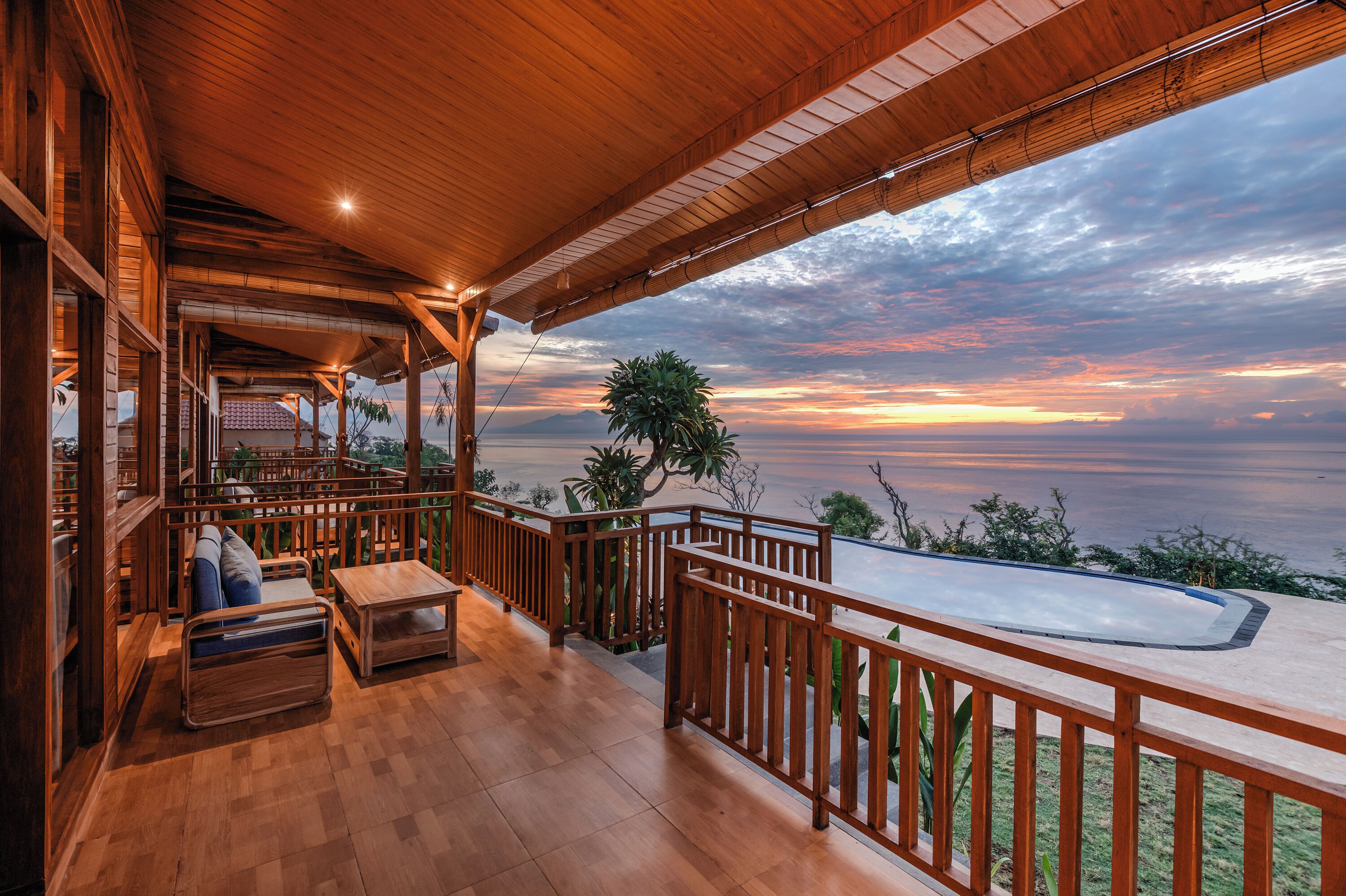Royal Double Room, Balcony, Ocean View | Pillow-top beds, minibar, in-room safe, desk