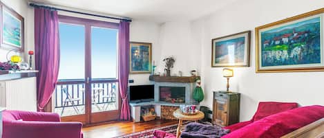 21-吋平面電視,提供數位頻道