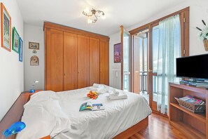Familienapartment, Mehrere Schlafzimmer, 2 Bäder (Appartamento Azzurri Di Italia)