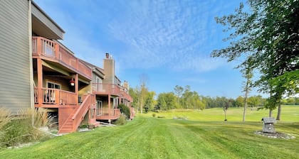 Lakeside golf Retreat • Views • ATV Trails & Pool