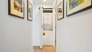 Deluxe-lejlighed - 2 soveværelser - 2 badeværelser - havudsigt (2 Bedrooms) | 2 soveværelser, premium-sengetøj, individuelt design