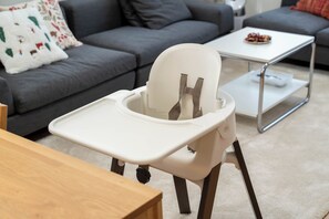 Interior - Mori ・Minutes walk to Sapporo Beer Museum・180 sq.m. (Sapporo, Higashi Ward)