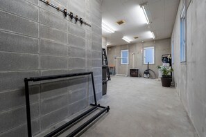 Interior - Mori ・Minutes walk to Sapporo Beer Museum・180 sq.m. (Sapporo, Higashi Ward)