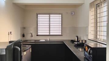 2 BHK Deluxe Suite Luxury | Free WiFi