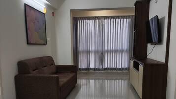 2 BHK Luxury | Free WiFi