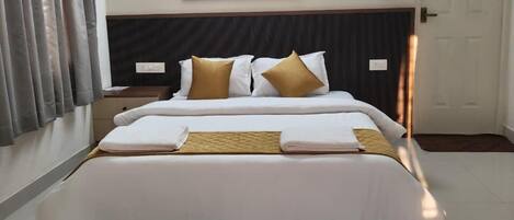 2 BHK Deluxe Suite Luxury | Free WiFi