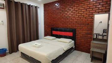 Deluxe Double Room | In-room safe, free WiFi, bed sheets