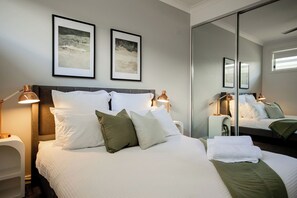 Skrivebord, strygejern/strygebræt, gratis Wi-Fi, sengetøj