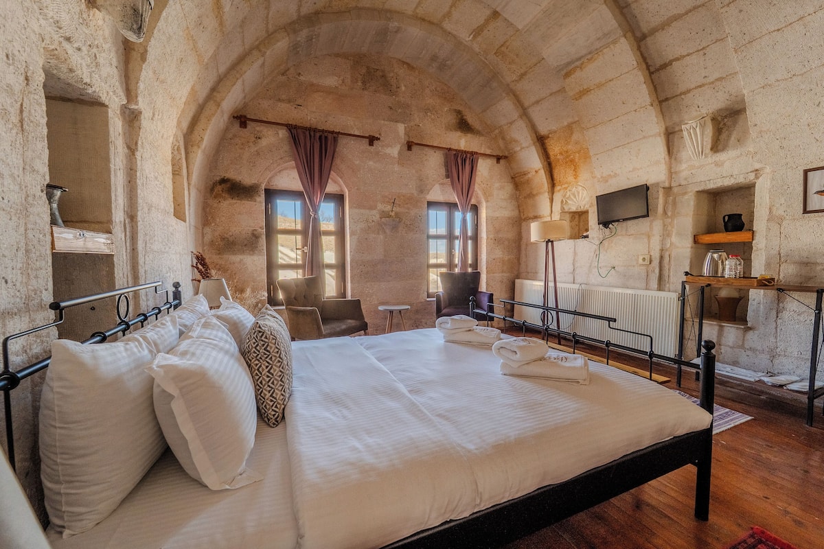 Chambre Double Confort | Literie de qualité supérieure, décoration personnalisée