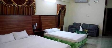 Deluxe Double or Twin Room, Balcony, Garden View